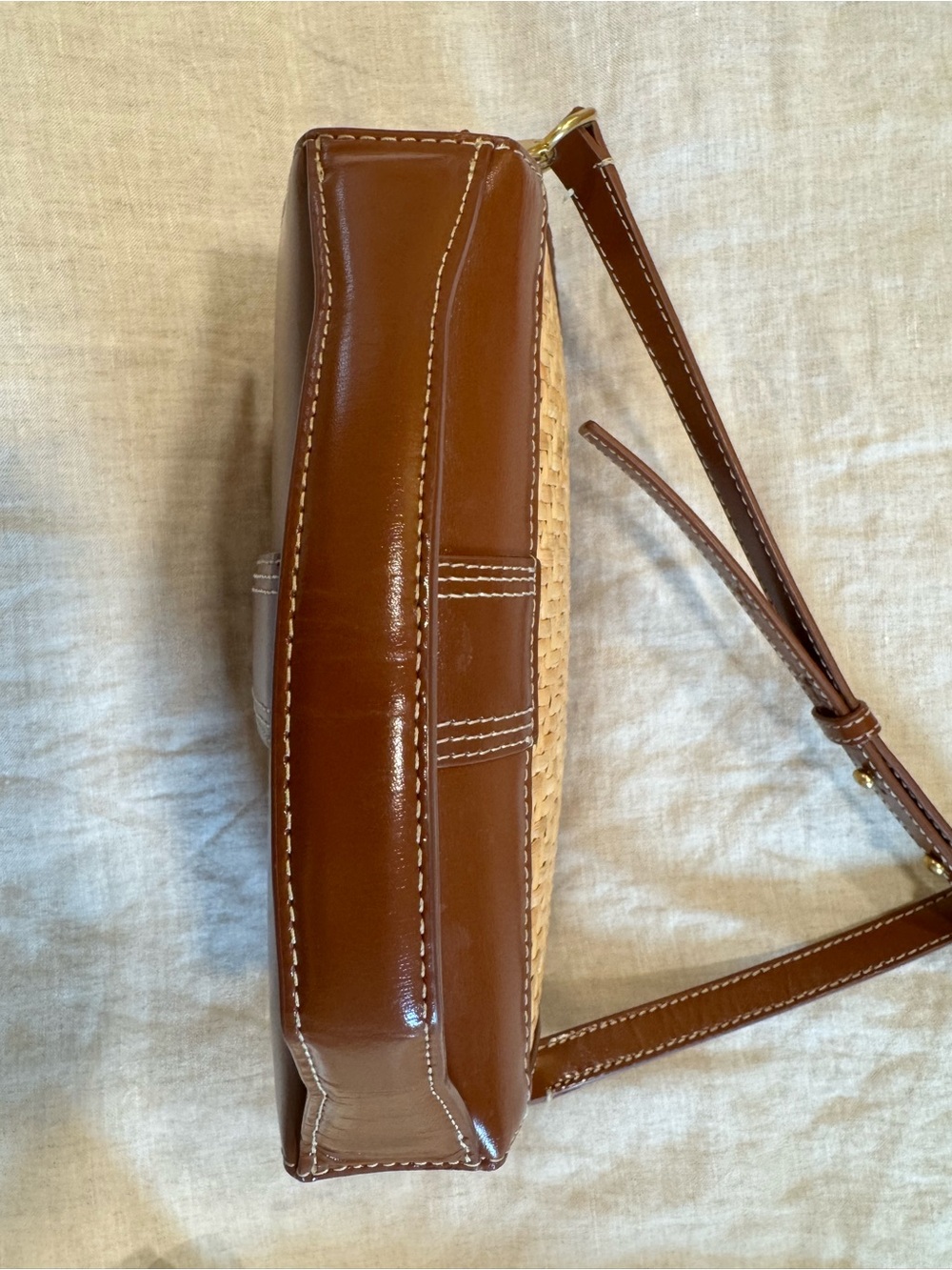 EUC J. McLaughlin Tan Leather and Natural Woven Shoulder Bag - Picture 7 of 9